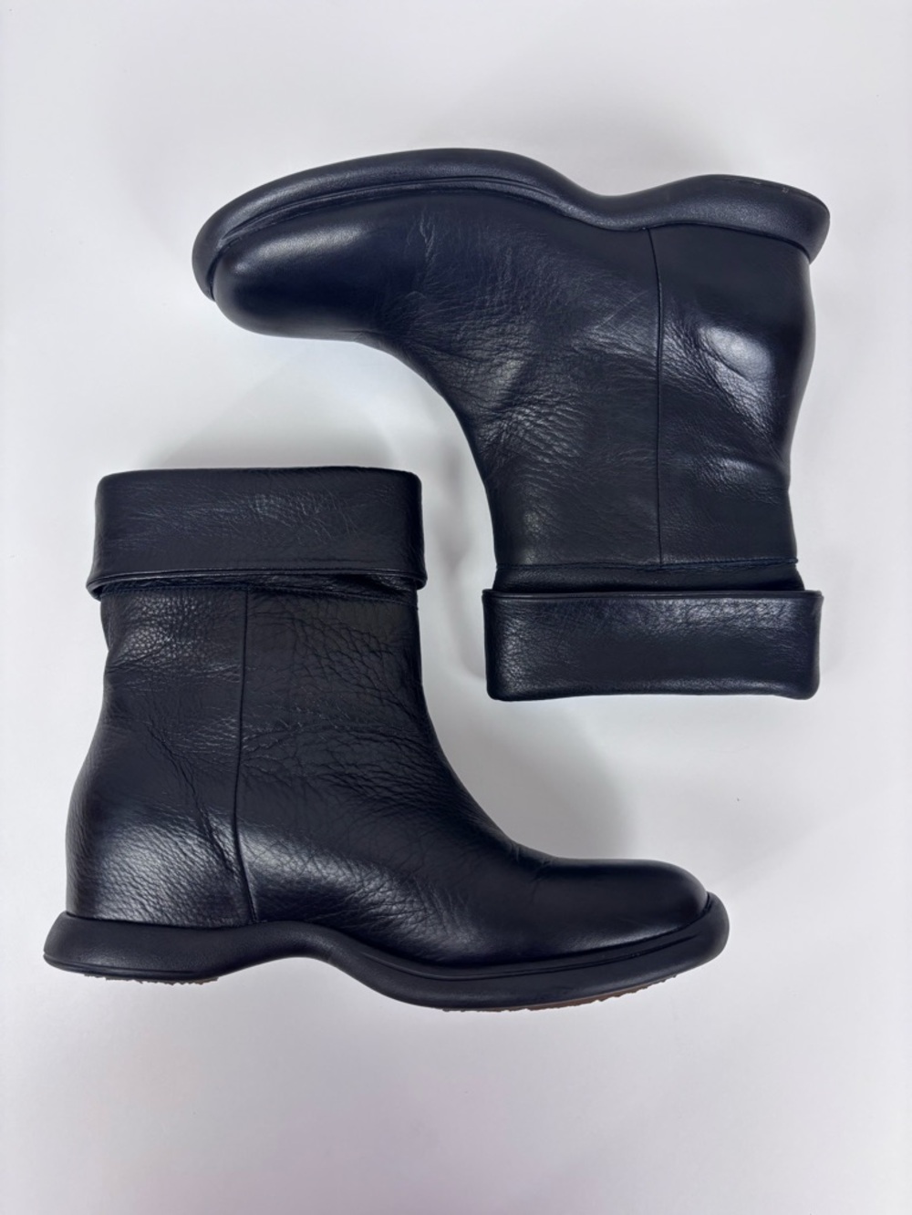 L'Amour Des Pied Boots Hidden Wedge Fold-Cuffed Boot Equestrian Black Size 5.5 - Picture 8 of 16